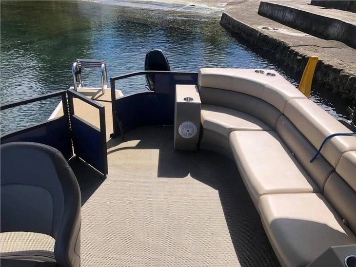 DIY Build Boat Aluminum Pontoons Float For Pontoon Boat With Flooring Corss Channel