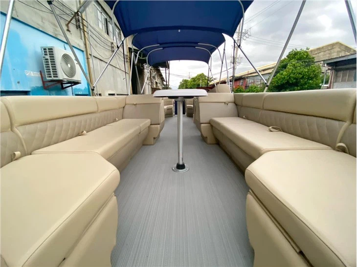 New Design Yacht Pontoon Boat